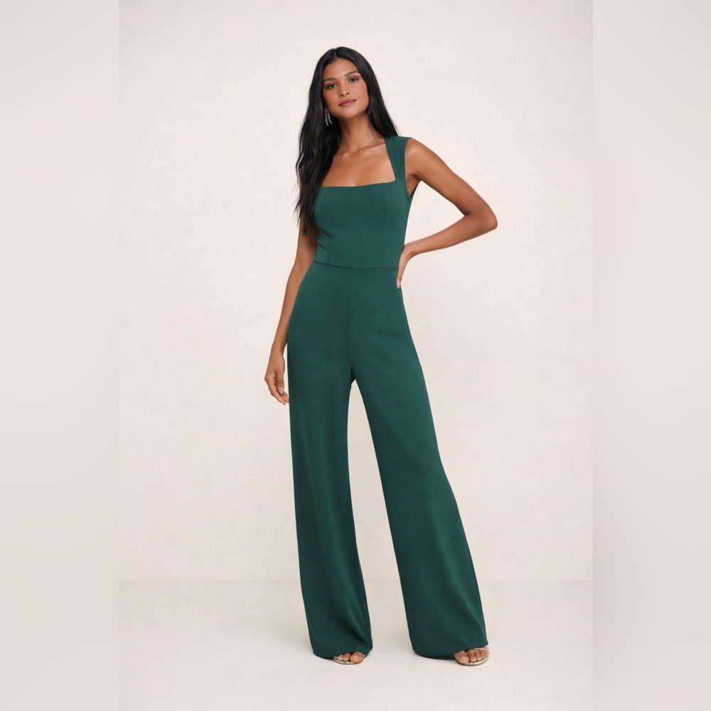 NWT Lulus Emerald Green Enticing Endeavors  Jumpsuit wide leg Fitted Body